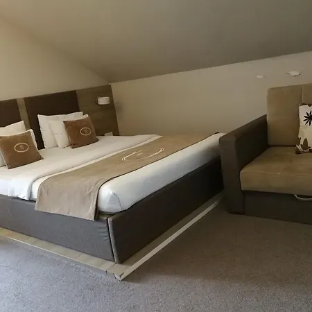 Hotel Ideja 3*