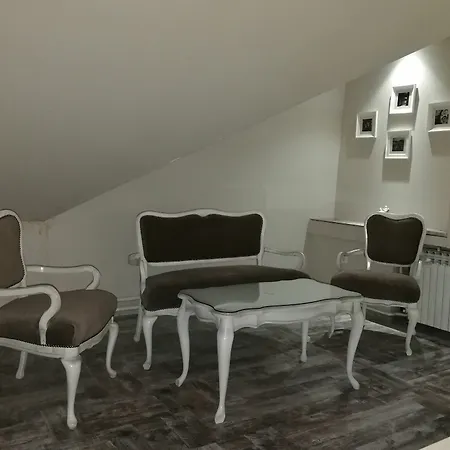 Hotel Ideja 3*